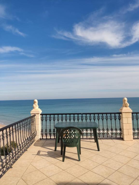 Faro Cullera Primera Linea Playa Del Dosel Faro de Cullera Εξωτερικό φωτογραφία