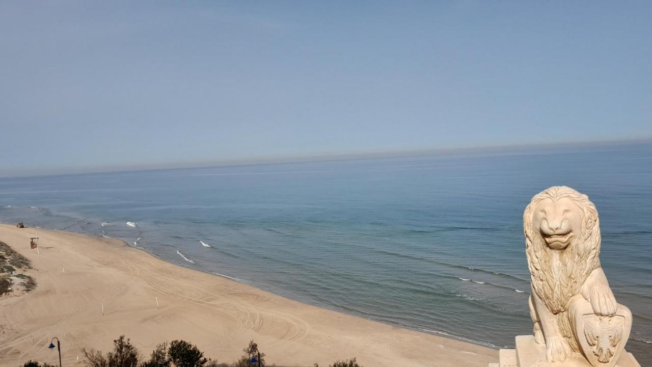 Faro Cullera Primera Linea Playa Del Dosel Faro de Cullera Εξωτερικό φωτογραφία